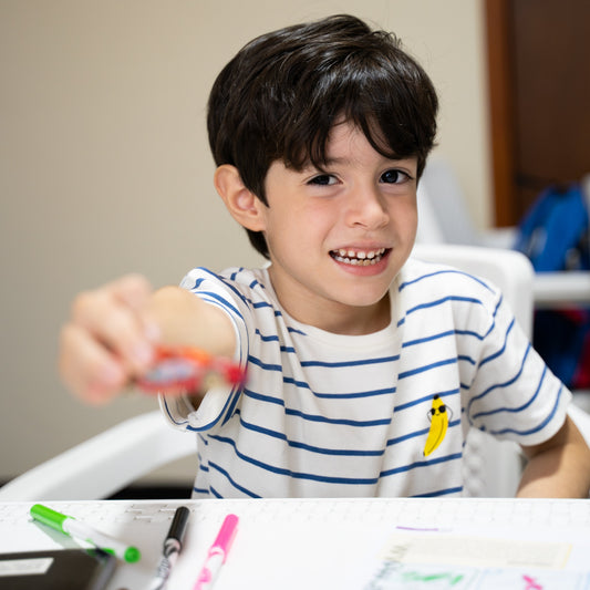 Mission: Young Heroes - Intensivo de Inglés Personalizado para Niños (90 hrs-05 meses)